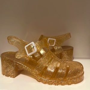 Nude/light orange sparkly heeled jellies! Adorable for festivals/parties